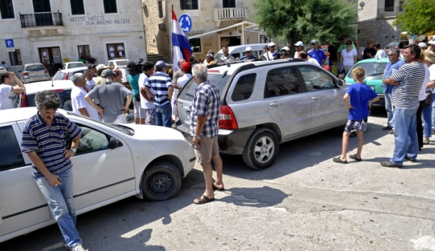 5613.radnici jadrankamena