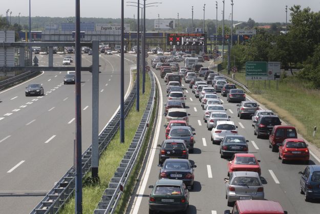 5689.luckokoloneturisti