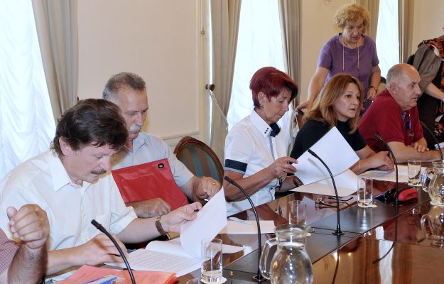 5711.sindikati vlada