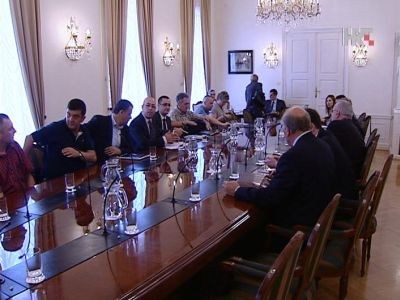 5757.pregovori drzavne sluzbe