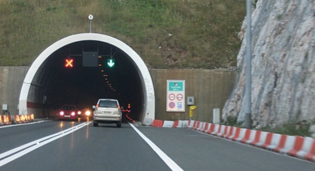 6333.tunel autocesta