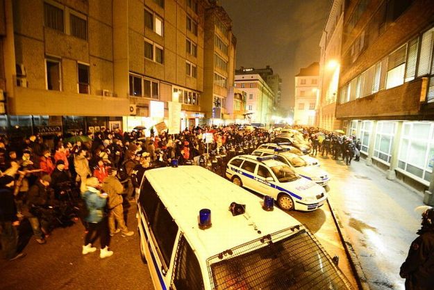 6747.slovenijaljubljana policijskazgrada