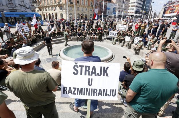 7188.pirotehnicari strajk