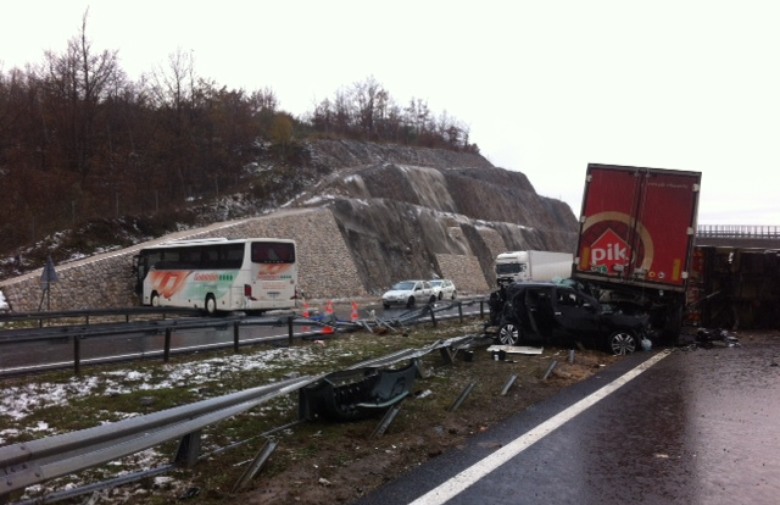 7837.prometna nesreca