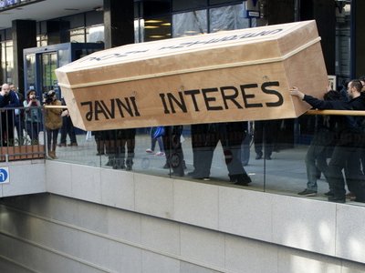 7900.javni interes