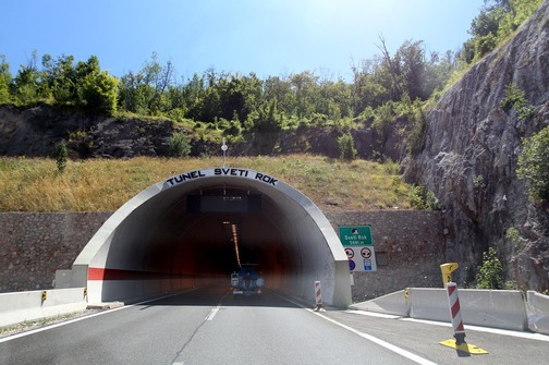 8732.tunel sv rok
