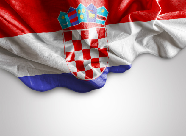 8811.shutterstock zastava zguzvana rh