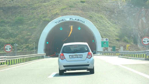 9550.tunel plasina