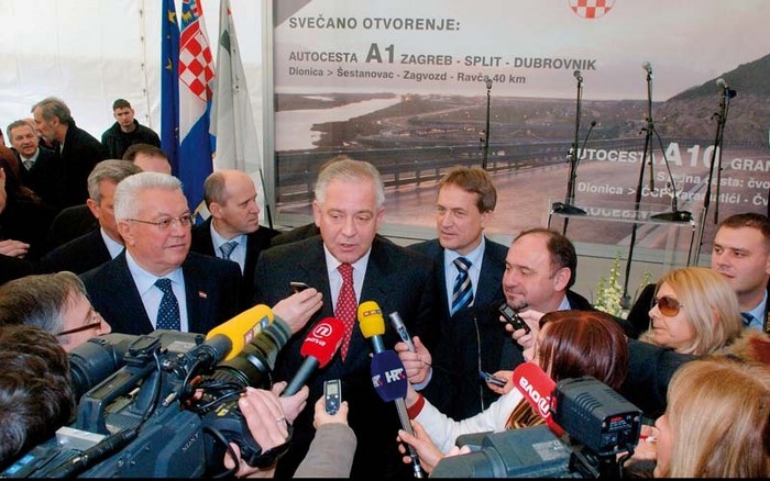 3933.sanader na otvorenju