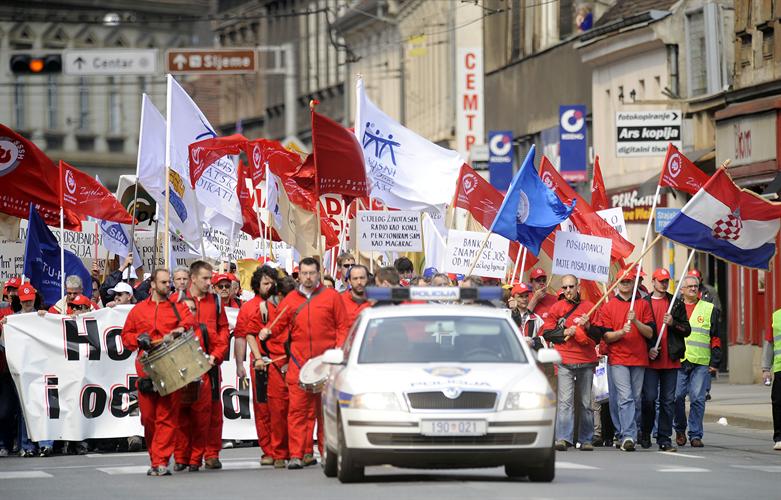 3987.prosvjed vlaska