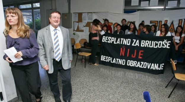 4668.filozofski prosvjed1a