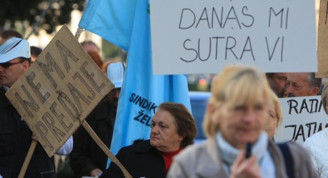 4828.danas mi sutra vi