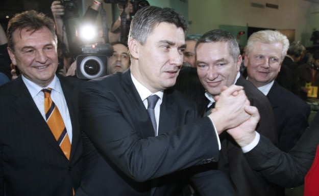 4906.izbori2011
