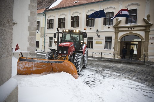 5152.ciscenje u banskim dvorima