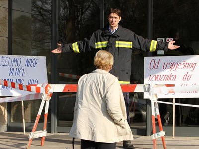 5222.prosvjed pred diokijem